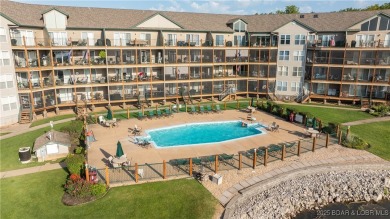 Located in a park like setting, this 2 br 2 bath condo at the on Lake Valley Country Club in Missouri - for sale on GolfHomes.com, golf home, golf lot
