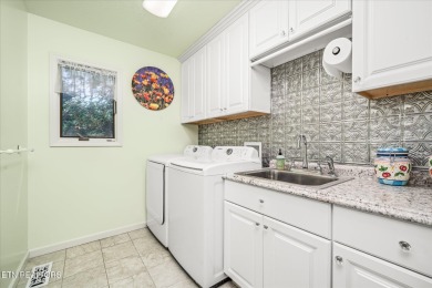 Welcome to 20 Victoria Way, a beautiful lakefront home in on Heatherhurst Golf Course in Tennessee - for sale on GolfHomes.com, golf home, golf lot