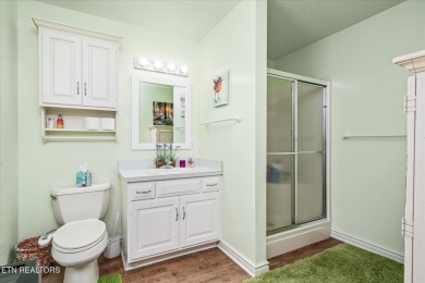 Welcome to 20 Victoria Way, a beautiful lakefront home in on Heatherhurst Golf Course in Tennessee - for sale on GolfHomes.com, golf home, golf lot