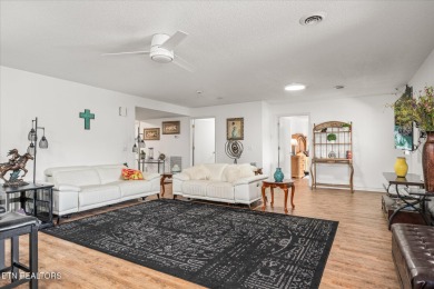 Welcome to 20 Victoria Way, a beautiful lakefront home in on Heatherhurst Golf Course in Tennessee - for sale on GolfHomes.com, golf home, golf lot