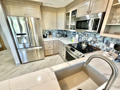 Beautifully remodeled 2 bedroom lock-off in Elation! Enjoy the on Sandestin Golf and Beach Resort - Raven in Florida - for sale on GolfHomes.com, golf home, golf lot