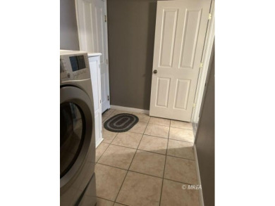 exceptionally well maintained (town)home with upgrades galore in on Coyote Willows Golf Club in Nevada - for sale on GolfHomes.com, golf home, golf lot