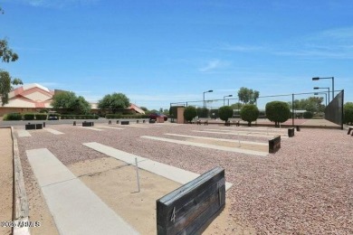 WELCOME TO THIS NICE 2040SQF HOME ON A SPACIOUS AND IDEAL CORNER on Paradise Peak Golf Course in Arizona - for sale on GolfHomes.com, golf home, golf lot