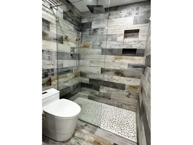 Sophisticated First-Floor Condo with Exceptional Golf view on Kings Point Golf -Flanders Way in Florida - for sale on GolfHomes.com, golf home, golf lot