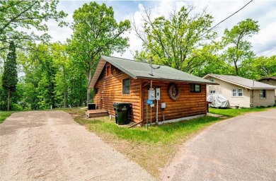 Charming 1-bedroom, 1-bath cottage overlooking beautiful Pelican on Breezy Point Golf Course Resort in Minnesota - for sale on GolfHomes.com, golf home, golf lot