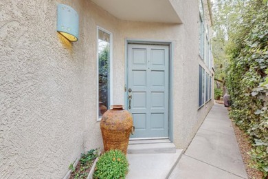 Come see this amazing Hinkle townhome in the highly sought-after on Tanoan Country Club in New Mexico - for sale on GolfHomes.com, golf home, golf lot