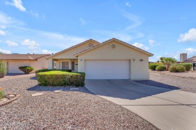 Are you looking for a cozy 2 bedroom home tucked away on a golf on Las Colinas Golf Club in Arizona - for sale on GolfHomes.com, golf home, golf lot
