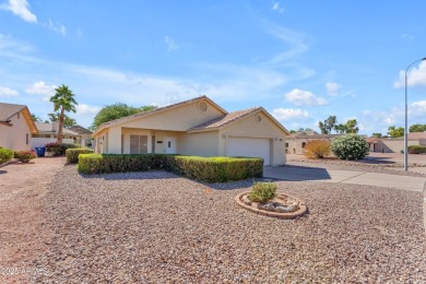 Are you looking for a cozy 2 bedroom home tucked away on a golf on Las Colinas Golf Club in Arizona - for sale on GolfHomes.com, golf home, golf lot