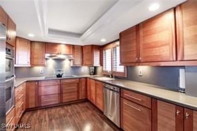 WANT TOTAL QUALITY AND BEAUTIFULLY UPDATED!  2 plus den or on The Landings Yacht, Golf and Tennis Club in Florida - for sale on GolfHomes.com, golf home, golf lot