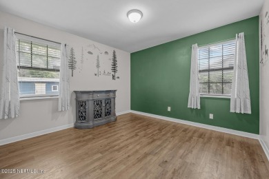 Affordable turn key home situated on nice lot w/circular on Palatka Golf Club in Florida - for sale on GolfHomes.com, golf home, golf lot