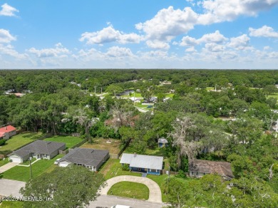 Affordable turn key home situated on nice lot w/circular on Palatka Golf Club in Florida - for sale on GolfHomes.com, golf home, golf lot