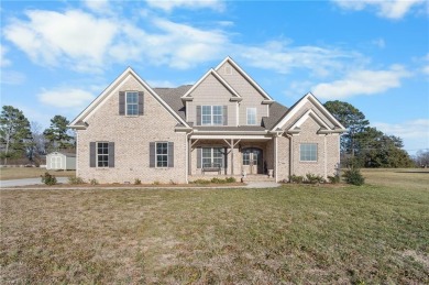 Location! Come see this beautiful home in Sapona West and make on Sapona Country Club, Inc. in North Carolina - for sale on GolfHomes.com, golf home, golf lot