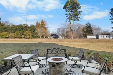 Location! Come see this beautiful home in Sapona West and make on Sapona Country Club, Inc. in North Carolina - for sale on GolfHomes.com, golf home, golf lot