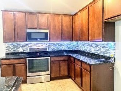 Coastal Cottage Charm: Well-Maintained 2-Bed, 2-Bath with Bonus on Rockport Country Club in Texas - for sale on GolfHomes.com, golf home, golf lot