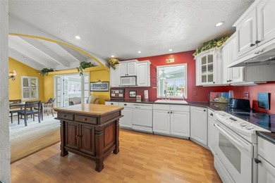 This is the one * LOCATION, LOCATION, LOCATION * RARELY on Bent Tree Country Club in Florida - for sale on GolfHomes.com, golf home, golf lot