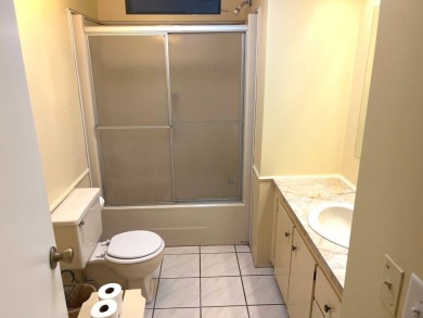This home is new on the market and boasts in excess of 1400 on The Meadows At Countrywood in Florida - for sale on GolfHomes.com, golf home, golf lot