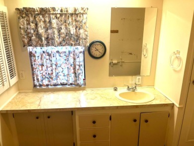 This home is new on the market and boasts in excess of 1400 on The Meadows At Countrywood in Florida - for sale on GolfHomes.com, golf home, golf lot