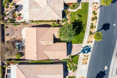 Fabulously updated 2d/2ba Maurea floor plan in the 55+ golf on Golf Club At La Quinta in California - for sale on GolfHomes.com, golf home, golf lot