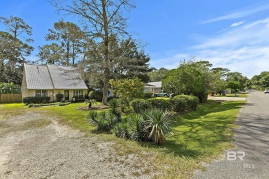 Welcome to this inviting 3-bedroom, 2-bathroom, and 1,663 sqft on Gulf State Park Golf Course in Alabama - for sale on GolfHomes.com, golf home, golf lot