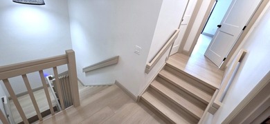 See this beautifully renovated, lake-front townhome superbly on Boca Delray Golf and Country Club in Florida - for sale on GolfHomes.com, golf home, golf lot