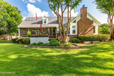 Luxurious golf community living on the third hole of Timber on The Plantation Golf Club in Mississippi - for sale on GolfHomes.com, golf home, golf lot