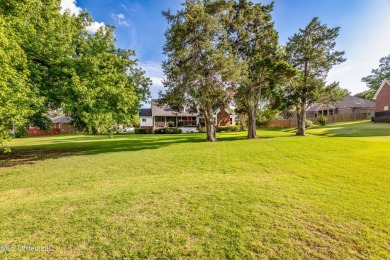 Luxurious golf community living on the third hole of Timber on The Plantation Golf Club in Mississippi - for sale on GolfHomes.com, golf home, golf lot
