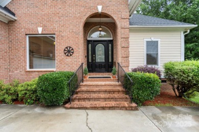 Welcome to this stunning 4-bedroom, 3.5-bath home perfectly on Fox Den Country Club in North Carolina - for sale on GolfHomes.com, golf home, golf lot