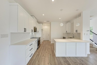 You can have it all today! A lake view and a spacious 3 bedroom on Slick Rock Golf Course - Horseshoe Bay in Texas - for sale on GolfHomes.com, golf home, golf lot
