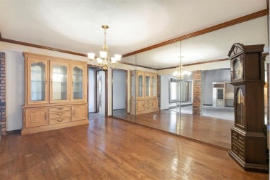 Charming  Versatile Home in The Greens - Beautiful Backyard on The Greens Country Club in Oklahoma - for sale on GolfHomes.com, golf home, golf lot