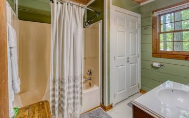 Are you looking for a vacation get-away/successful vacation on White Path Golf Club in Georgia - for sale on GolfHomes.com, golf home, golf lot