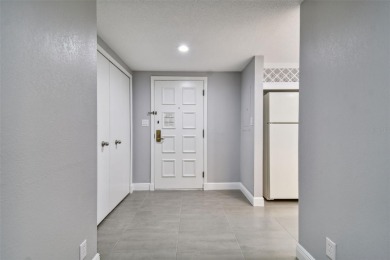 Deluxe-Three Bedroom/Two Bath *D* Unit: Elegantly updated and on Innisbrook Resort and Golf Club in Florida - for sale on GolfHomes.com, golf home, golf lot