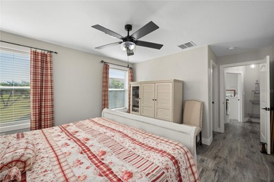 Welcome to this absolutely stunning 3-bedroom, 2-bath on Kings Gate Golf Club in Florida - for sale on GolfHomes.com, golf home, golf lot