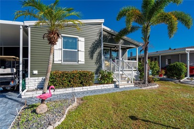 Welcome to this absolutely stunning 3-bedroom, 2-bath on Kings Gate Golf Club in Florida - for sale on GolfHomes.com, golf home, golf lot
