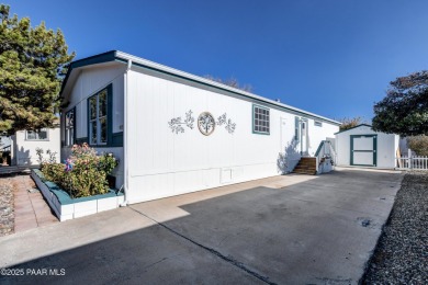 Welcome to this fully furnished, well-maintained double wide on Quail Wood Greens Golf Course in Arizona - for sale on GolfHomes.com, golf home, golf lot