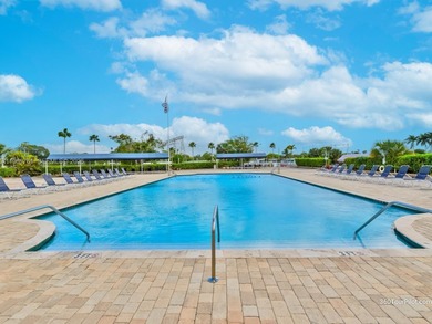 BEAUTIFUL AND SPACIOUS 3-BEDROOM, 2-BATH HOME OFFERING 1,436 SQ on The Club at Emerald Hills in Florida - for sale on GolfHomes.com, golf home, golf lot