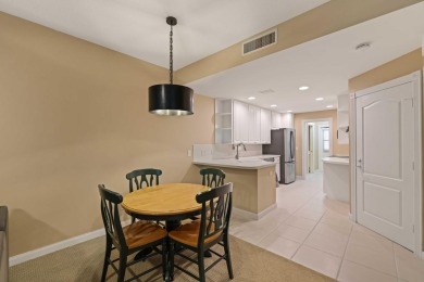 Immaculate 3BR/2.5BA end-unit townhome in the Abacoa community on Abacoa Golf Club in Florida - for sale on GolfHomes.com, golf home, golf lot