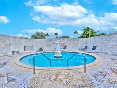 BEAUTIFUL AND SPACIOUS 3-BEDROOM, 2-BATH HOME OFFERING 1,436 SQ on The Club at Emerald Hills in Florida - for sale on GolfHomes.com, golf home, golf lot