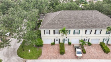 Immaculate 3BR/2.5BA end-unit townhome in the Abacoa community on Abacoa Golf Club in Florida - for sale on GolfHomes.com, golf home, golf lot