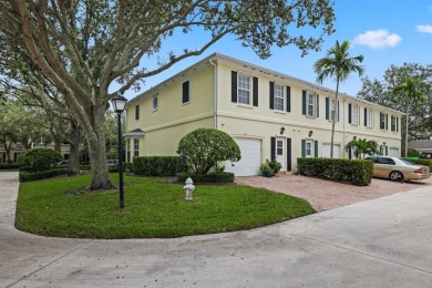 Immaculate 3BR/2.5BA end-unit townhome in the Abacoa community on Abacoa Golf Club in Florida - for sale on GolfHomes.com, golf home, golf lot