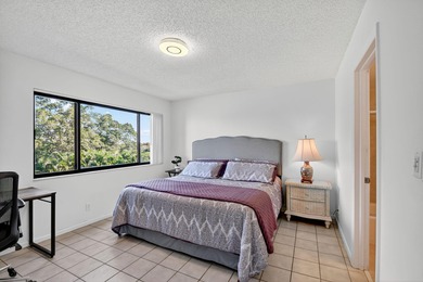 Move-in ready 2-bedroom, 2-bath condo located in the highly on The President Country Club in Florida - for sale on GolfHomes.com, golf home, golf lot