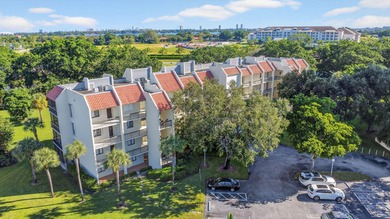 Move-in ready 2-bedroom, 2-bath condo located in the highly on The President Country Club in Florida - for sale on GolfHomes.com, golf home, golf lot