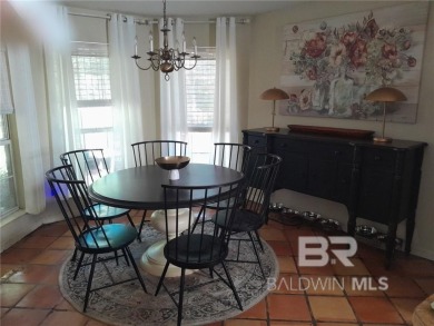 One level Brick home.  Great room with 16 ft. vaulted ceiling on Lake Forest Yacht and Country Club in Alabama - for sale on GolfHomes.com, golf home, golf lot