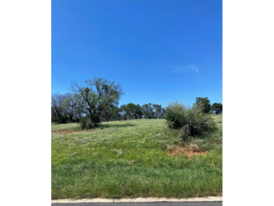 Thinking of building your dream home in the beautiful Texas Hill on Apple Rock Golf Course - Horseshoe Bay in Texas - for sale on GolfHomes.com, golf home, golf lot