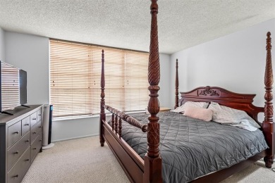 Stop renting and start owning! This move-in ready flip or on Palm-Aire Country Club and Resort - The Oaks in Florida - for sale on GolfHomes.com, golf home, golf lot