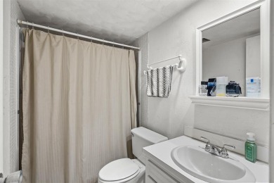 Stop renting and start owning! This move-in ready flip or on Palm-Aire Country Club and Resort - The Oaks in Florida - for sale on GolfHomes.com, golf home, golf lot