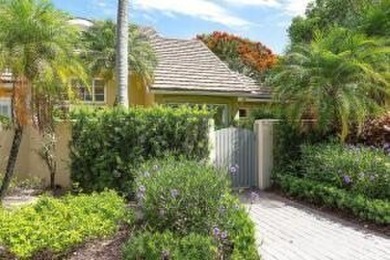 This beautifully renovated 3-bedroom Murifield townhome offers a on Palm Beach Polo and Country Club in Florida - for sale on GolfHomes.com, golf home, golf lot