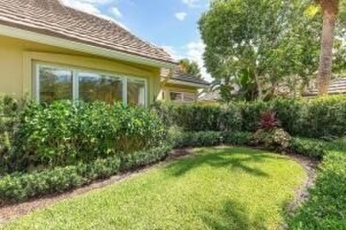 This beautifully renovated 3-bedroom Murifield townhome offers a on Palm Beach Polo and Country Club in Florida - for sale on GolfHomes.com, golf home, golf lot