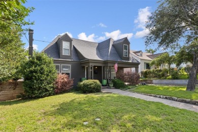 Take in breathtaking, unobstructed sunsets from this charming on Stevens Park Golf Course in Texas - for sale on GolfHomes.com, golf home, golf lot