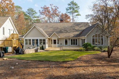 Rare opportunity for single-level home on the coveted main on Reynolds Lake Oconee - The Oconee in Georgia - for sale on GolfHomes.com, golf home, golf lot