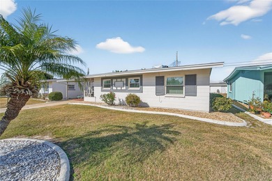 Easy Living Starts Here in Sun City Center! Welcome home to this on North Lakes Golf Course in Florida - for sale on GolfHomes.com, golf home, golf lot